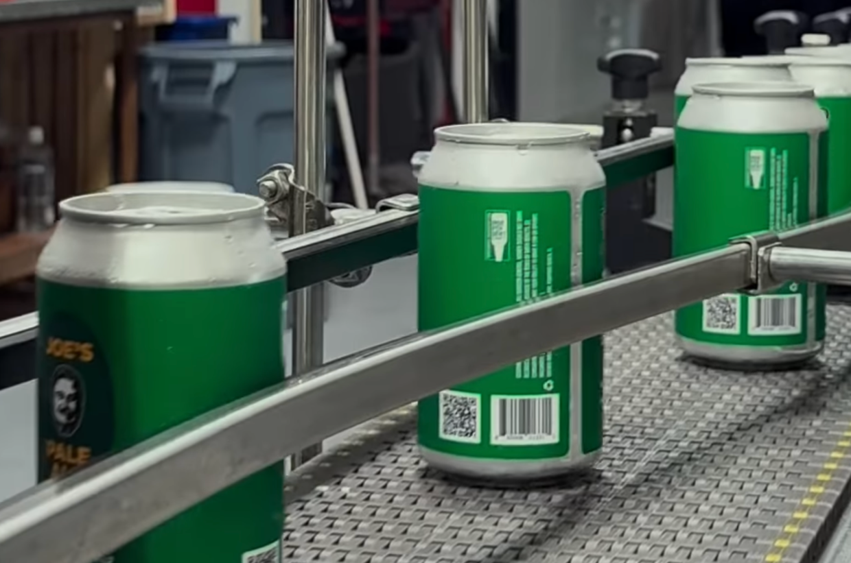 Flanigan’s to Sell Its Pale Ale in Cans for the First Time Ever