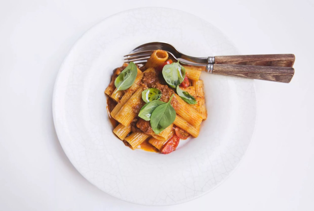 Miami’s Best Eats and Drinks This Week: BLT Duck Burger, La Petite Maison, and SOBEWFF