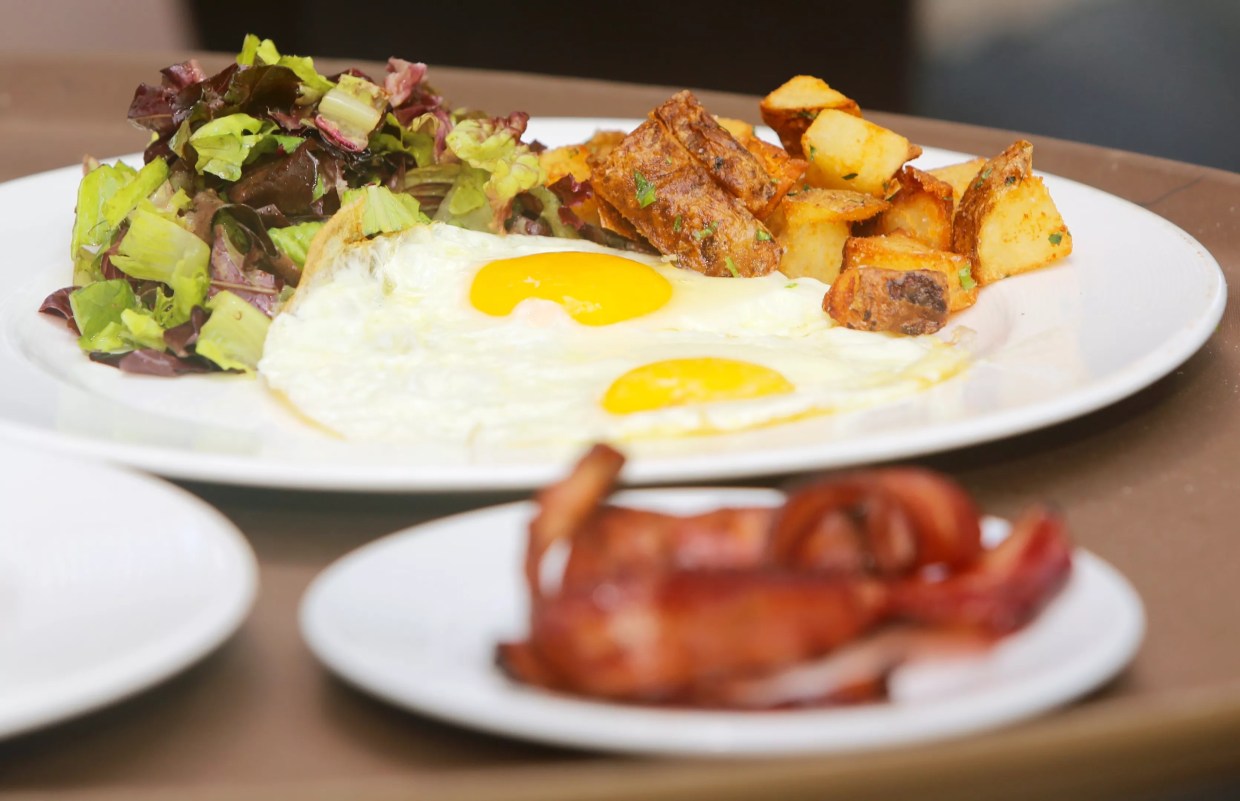 Brasserie Azur Brings Mediterranean-Fusion Brunch to Midtown