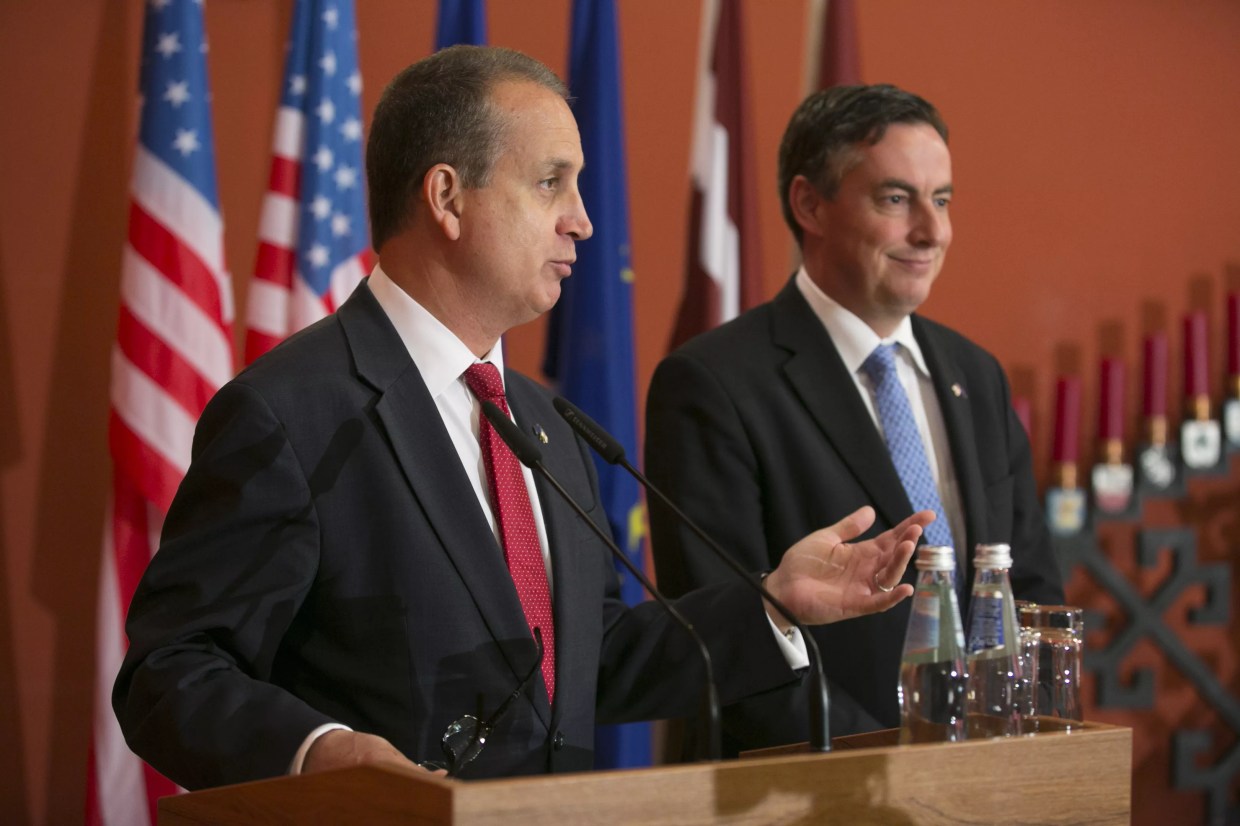 Miami Rep. Mario Diaz-Balart Took $1,000 in NRA Money After Parkland Massacre