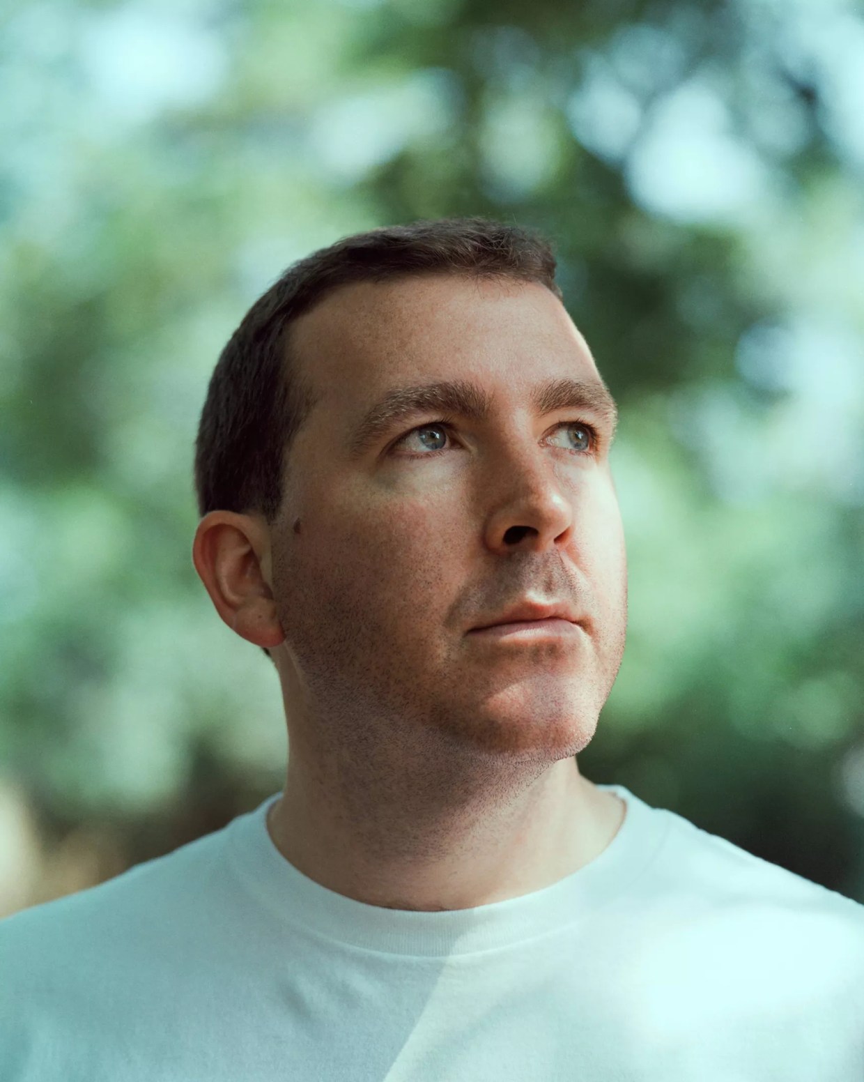 Hot Chip’s Joe Goddard Brings Video of Topless Dancers and Dancing Reptiles to Electric Pickle