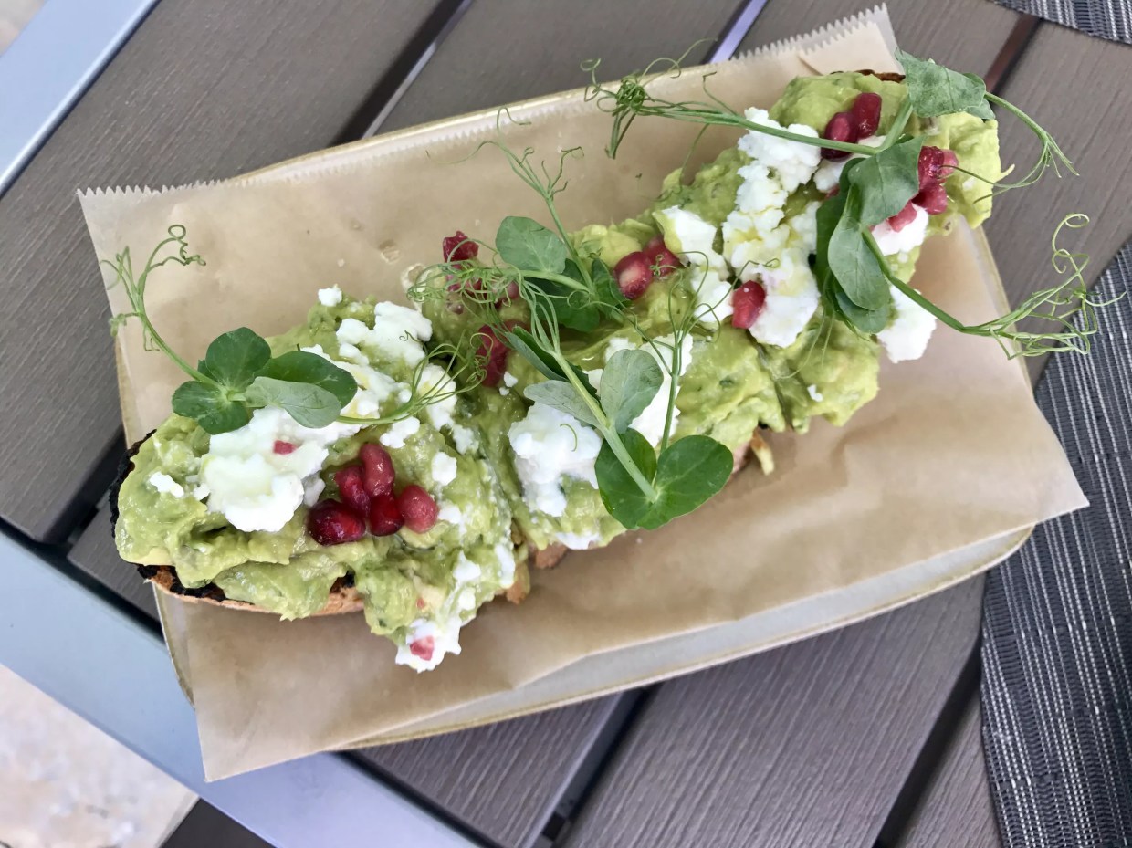 Artisan Beach House Serves Rustic Brunch With a Waterfront View