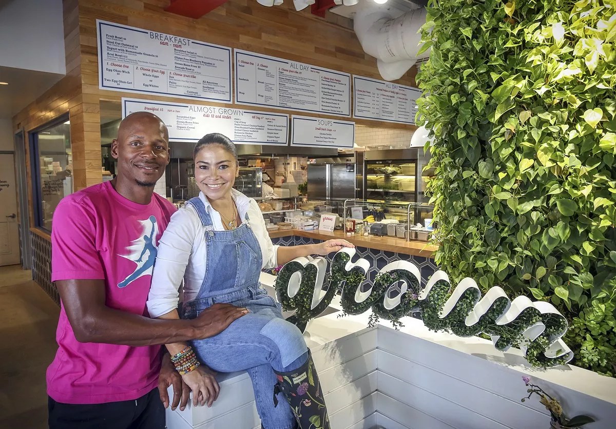 Ray and Shannon Allen Open Grown Inside Walmart