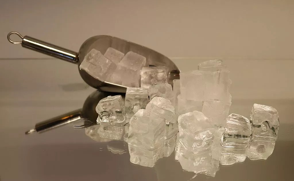 Free Ice at Sedano’s to Cool Off Post-Hurricane Irma