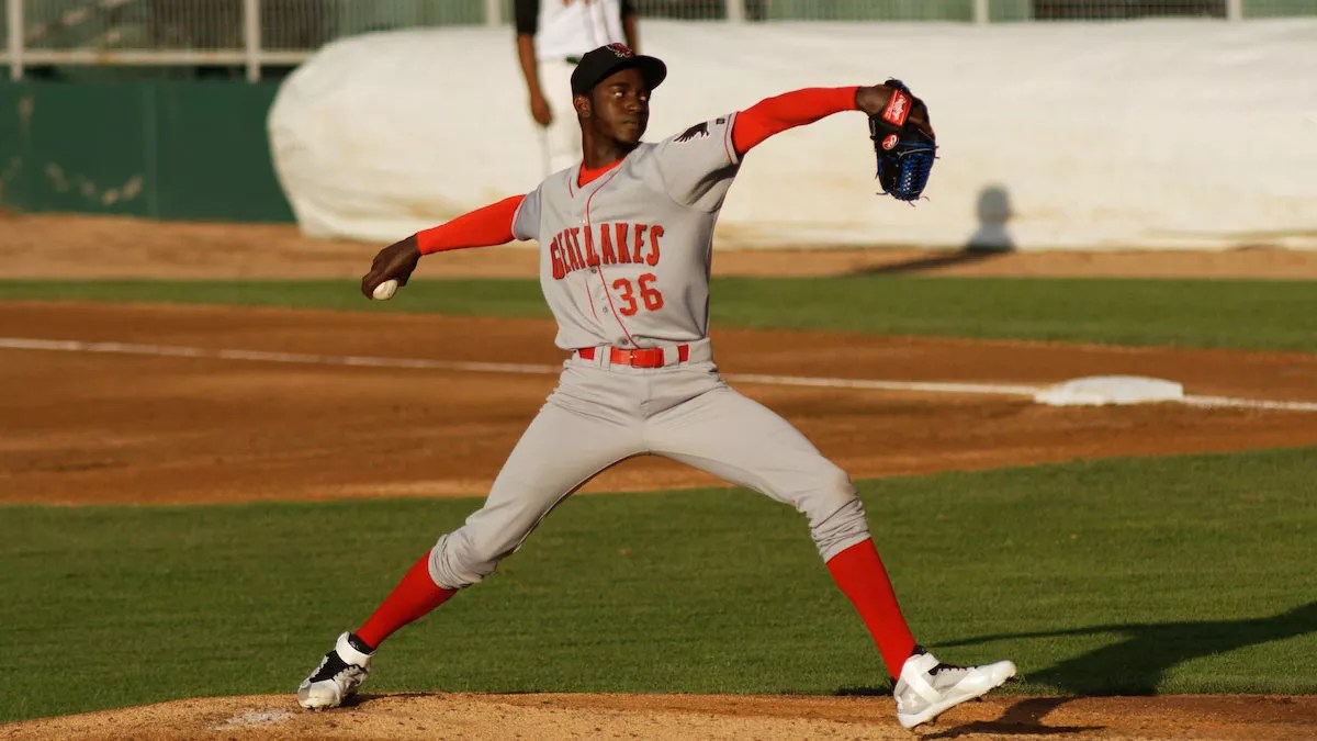 Top Dodgers Prospect Allegedly Stiffed South Florida Jeweler out of $105,000 in Bling