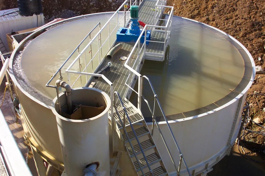 Florida Legislators OK Plan to Dump Sewage Into Drinking-Water Aquifers