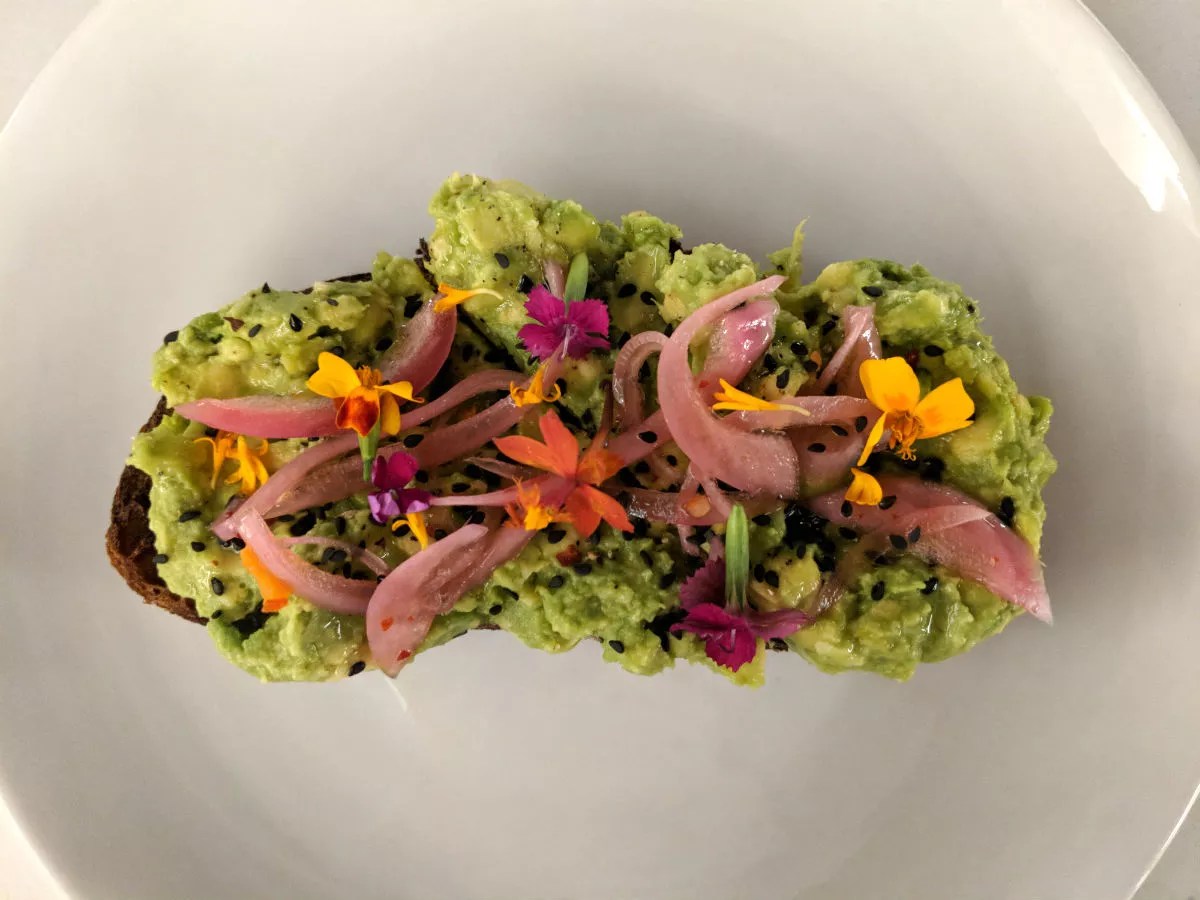 Chloe Coscarelli’s New Spot in St. Roch Is a Rainbow-Hued, Plant-Based Dream