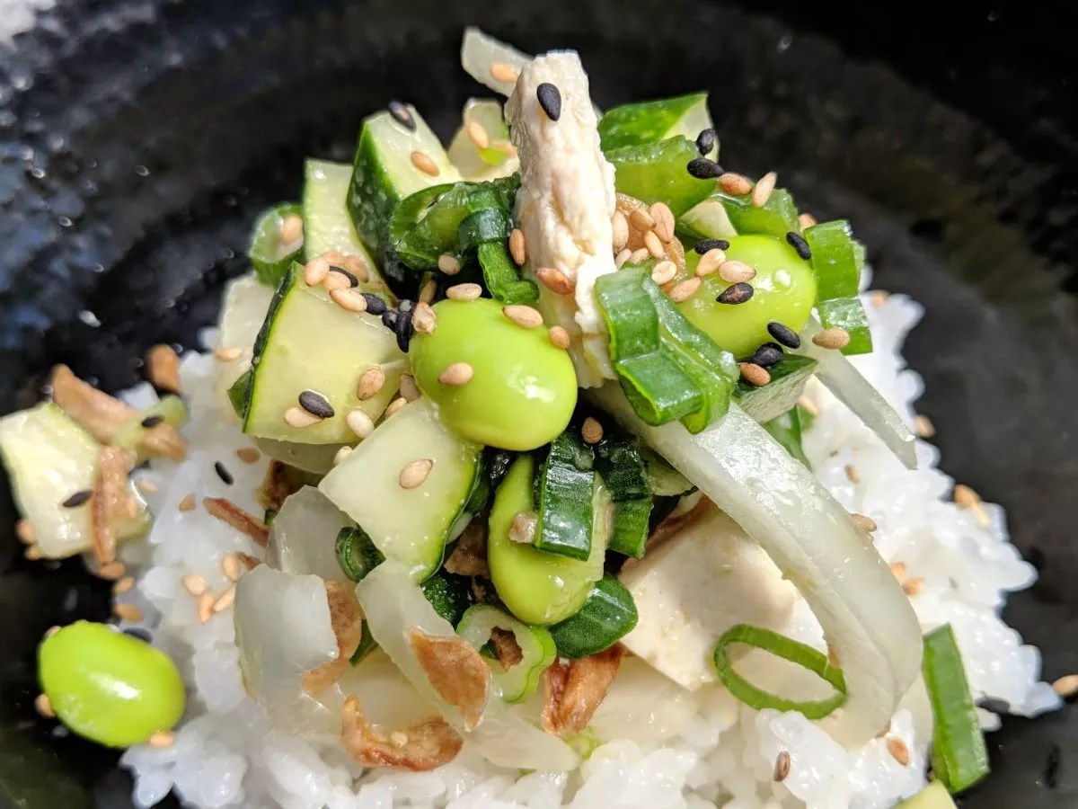 1-800-Lucky’s Poke OG Offers Vegan Poke Bowls