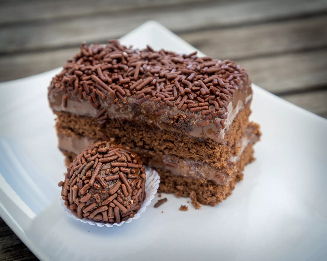 Family-Run Mundo Café Offers a Taste of Brazil