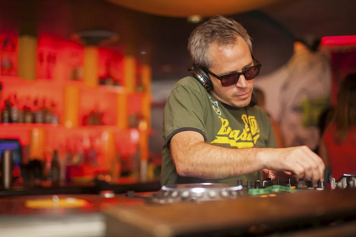 Music Shapes Miami Restaurants