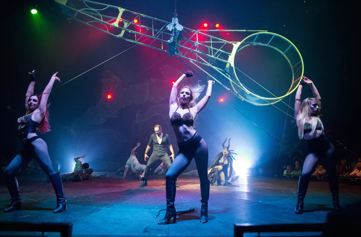At Paranomal Cirque, Horror Is Where the Fun Is