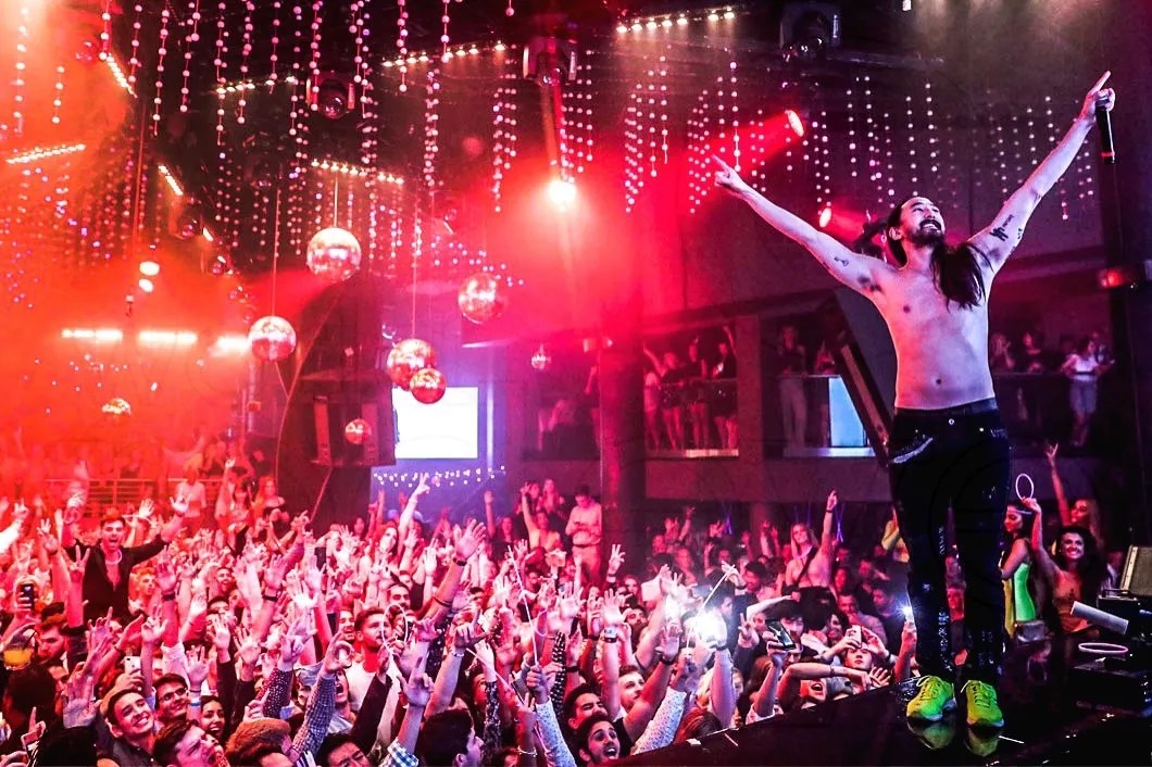 Eyes on Miami: Steve Aoki, Marlon Wayans, Kaskade, and Others