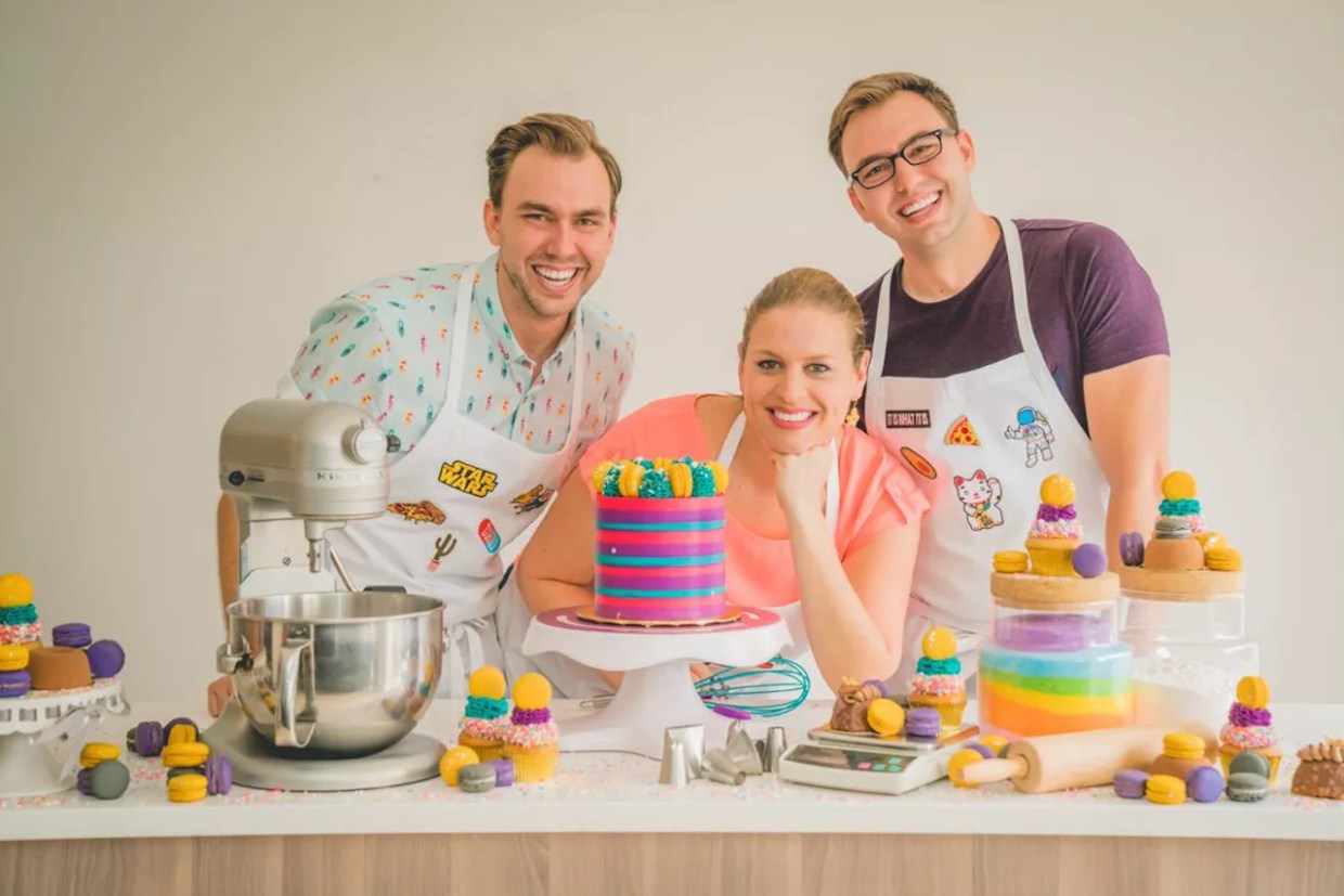 Dbakers Offers an Around the World Macaron Menu