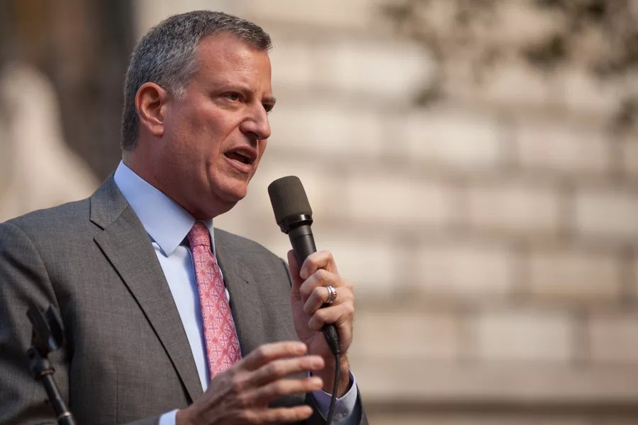 Bill de Blasio Roasted for Quoting Che Guevara at Miami Campaign Stop