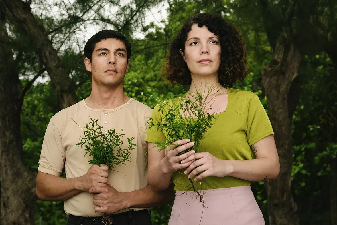 In Unity and Defiance, Miami Musicians Embrace the Spanish Language