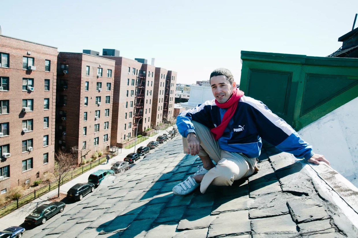 Bilingual Singer-Songwriter Juan Wauters Reclaims His Identity on <i>Introducing Juan Pablo</i>