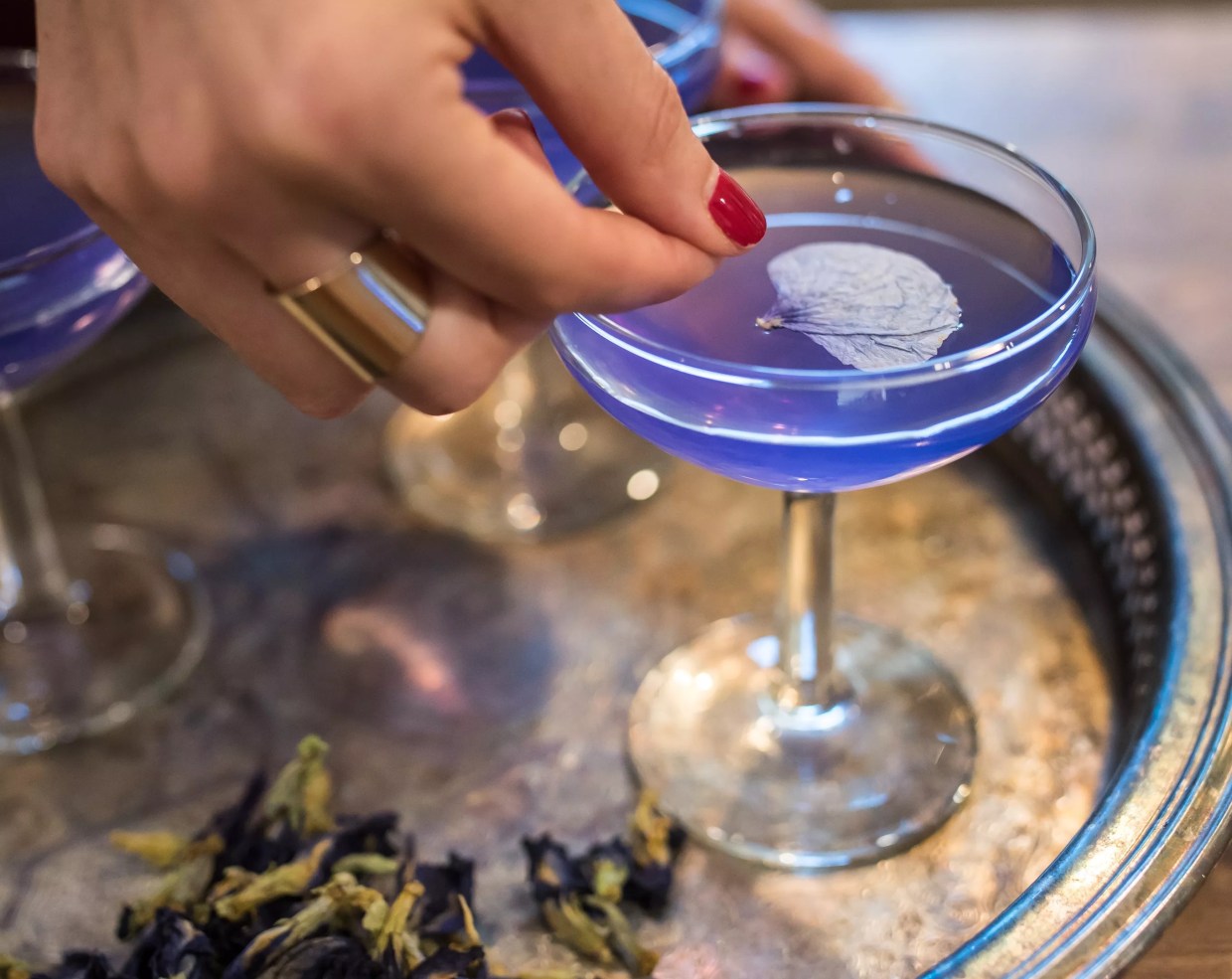 Jules Aron Pours CBD Cocktails at Seed Food & Wine Week