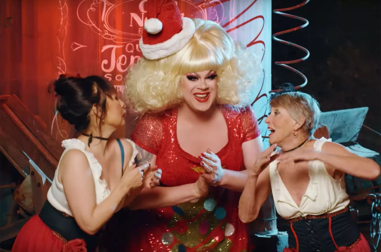 <i>Drag Race</i> Alums Spread Holiday Cheer at Parker Playhouse