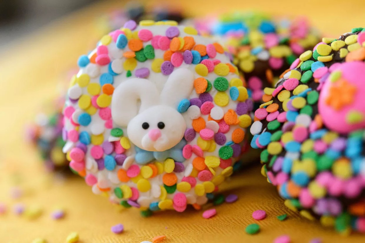 Easter 2020 Treats for Takeout and Delivery