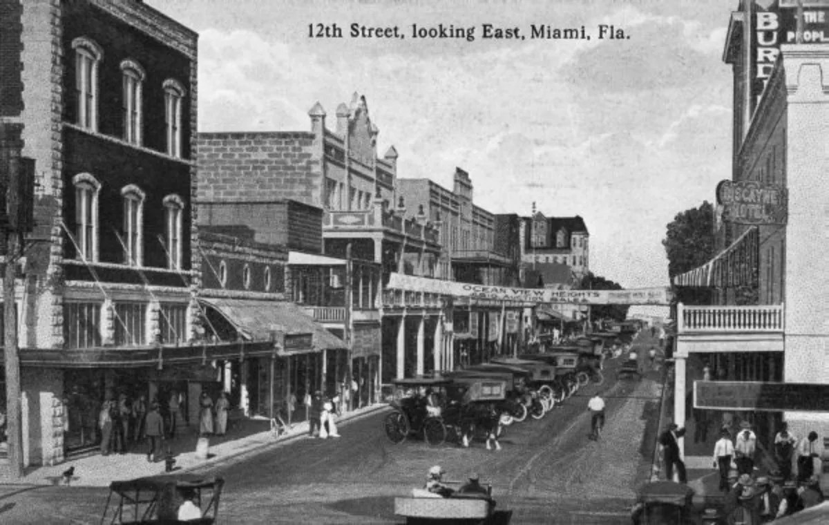 Here’s How COVID-19 Compares to the 1918 Flu in Miami