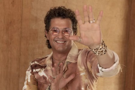Colombian Icon Carlos Vives Announces Miami Show