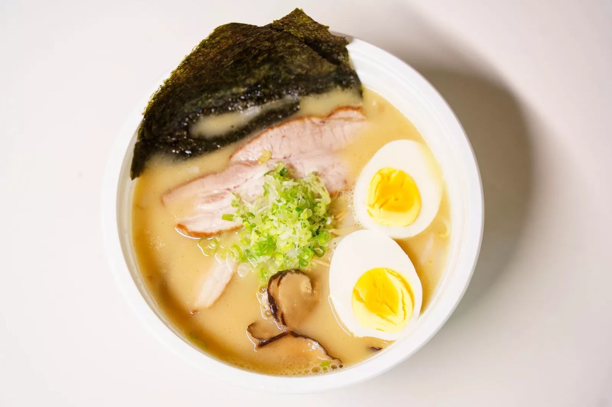 Café Oriental Opens Near Dadeland Mall, Offering Ramen, Onigiri, and Asian Fusion Dishes