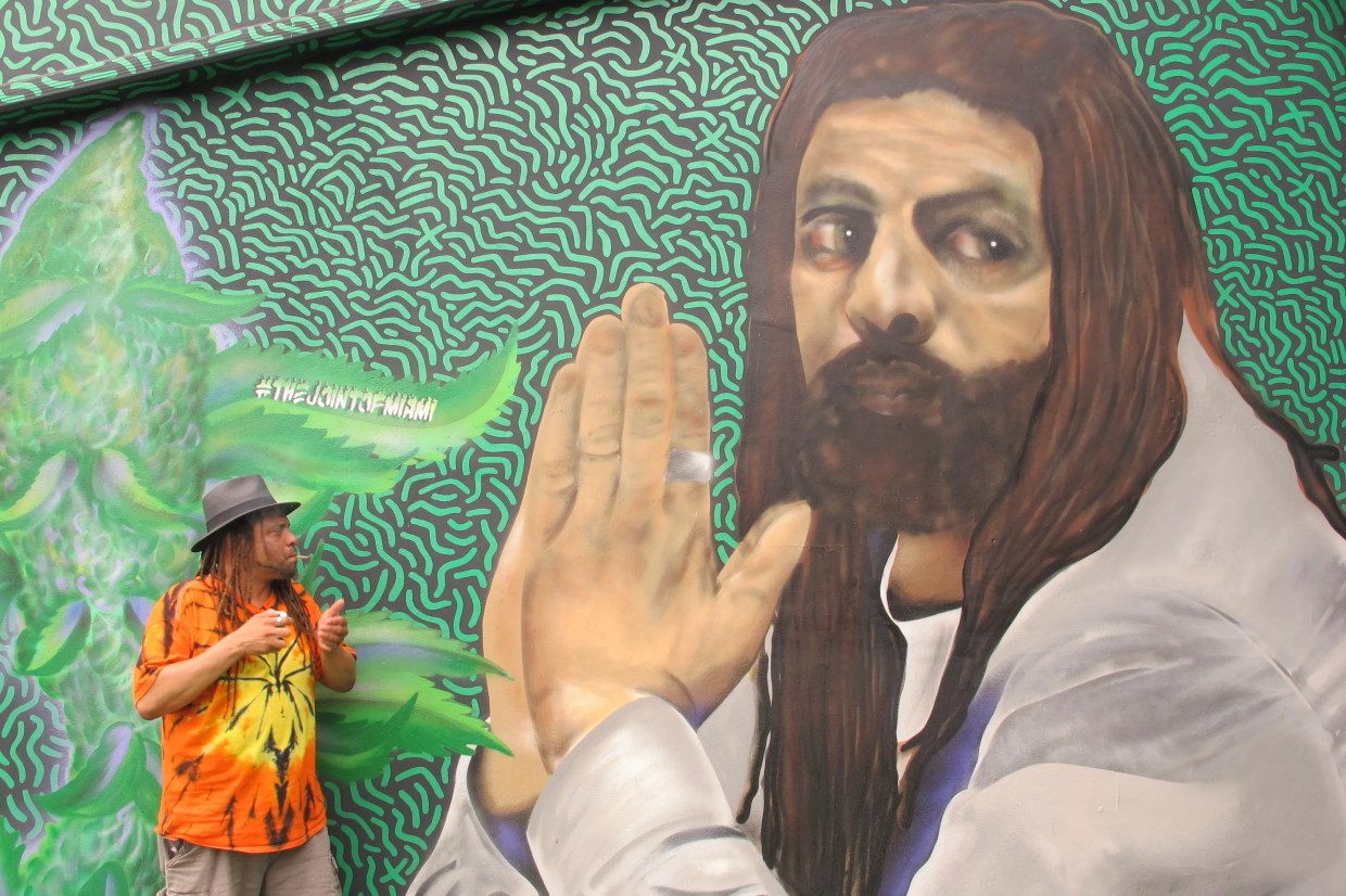NJWeedman’s Joint of Miami Marijuana Lounge Opens With Tokes and Tacos