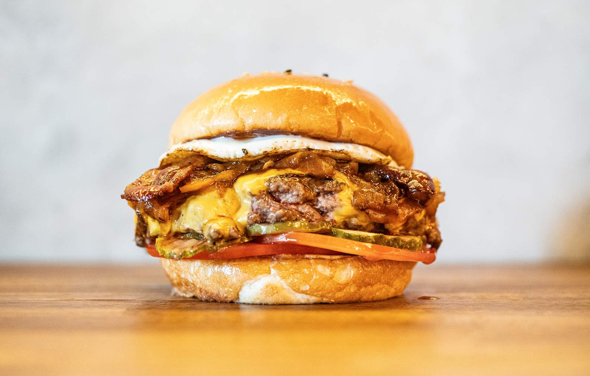 Popular Argentinian Burger Joint La Birra Bar Arrives in Miami