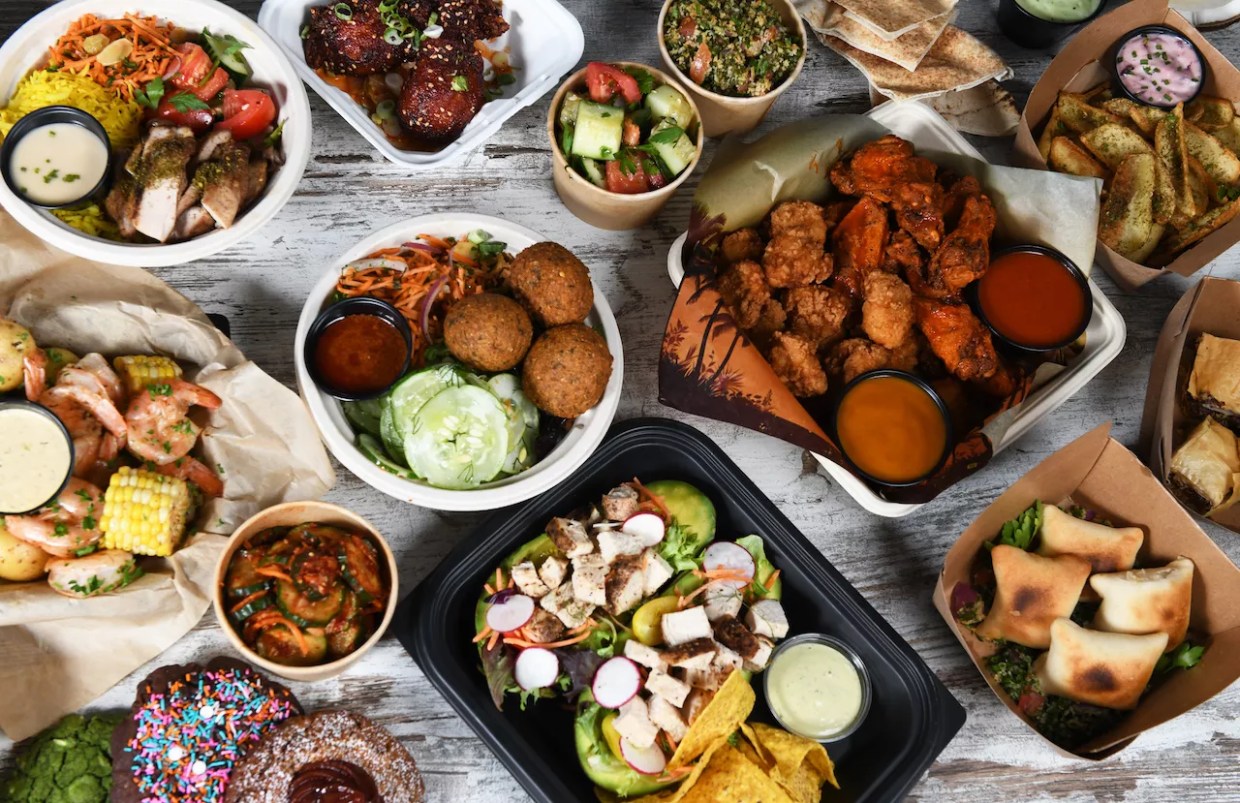 Virtual Food Hall Munch Opens in Miami