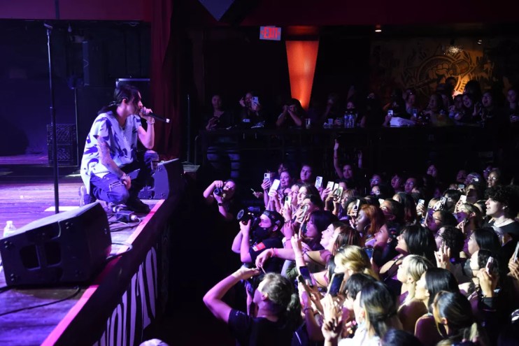 Keshi performing on stage at Revolution Live in Fort Lauderdale