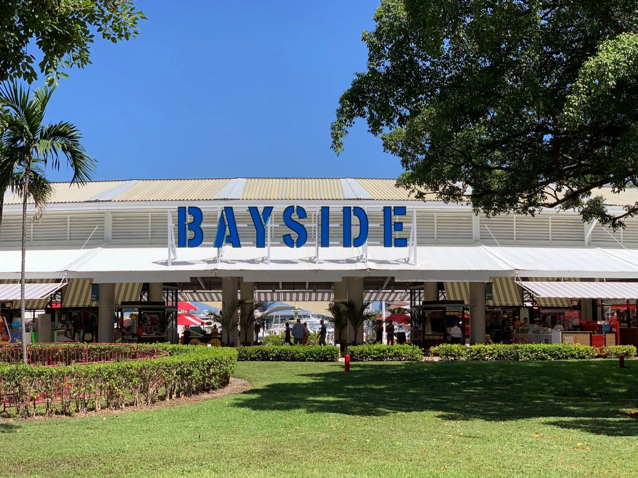 facade of Bayside Marketplace in Miami