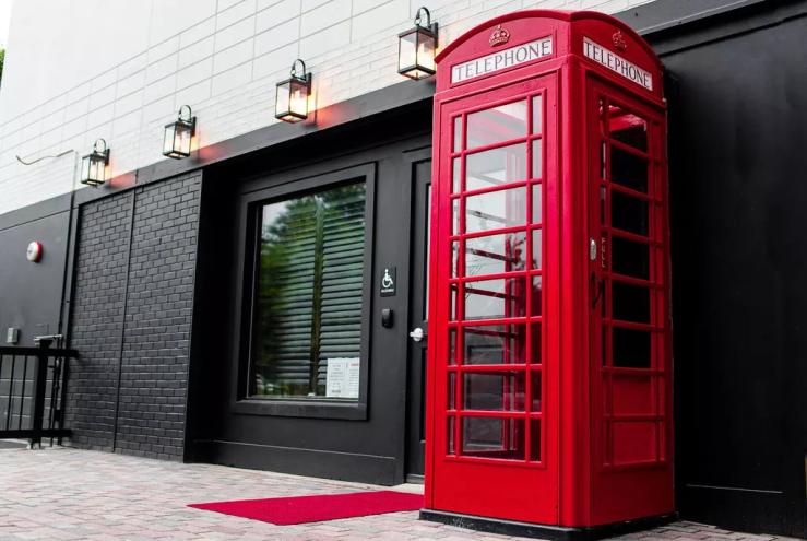 A red phone booth