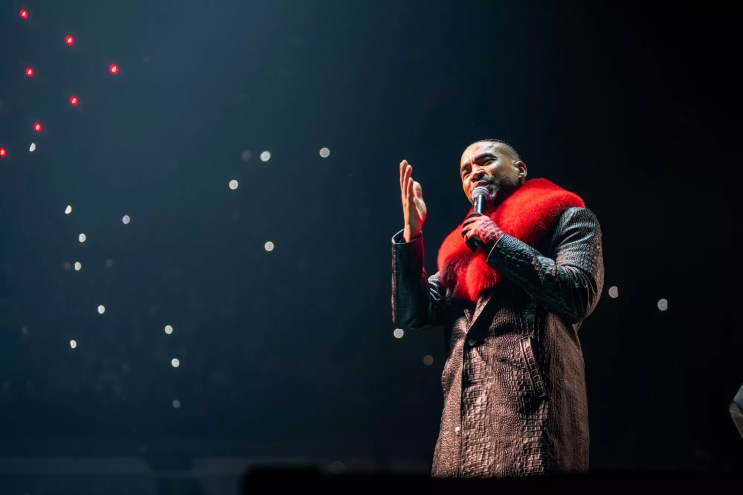 Don Omar on stage at Kaseya Center in Miami