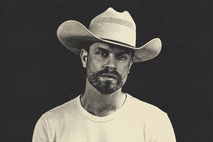 Portrait of Dustin Lynch