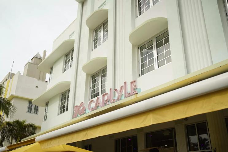 Exterior façade on the Carlyle in Miami Beach