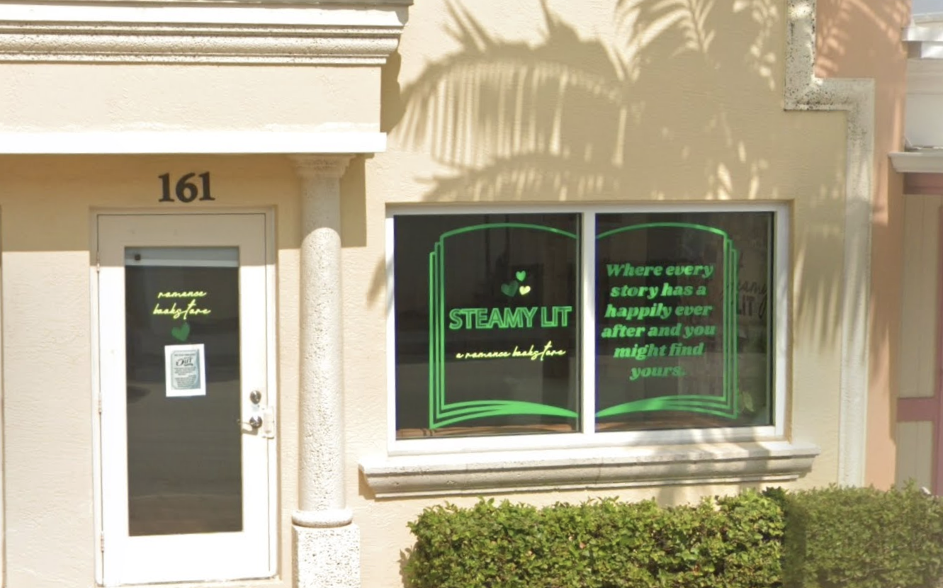 Google Maps screenshot of the Steamy Lit bookstore facade in Deerfield Beach