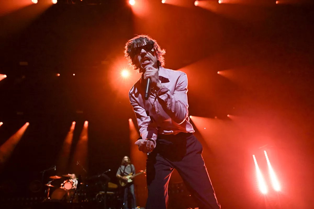 Review: Cage the Elephant Brought Raw Power to Hard Rock Live
